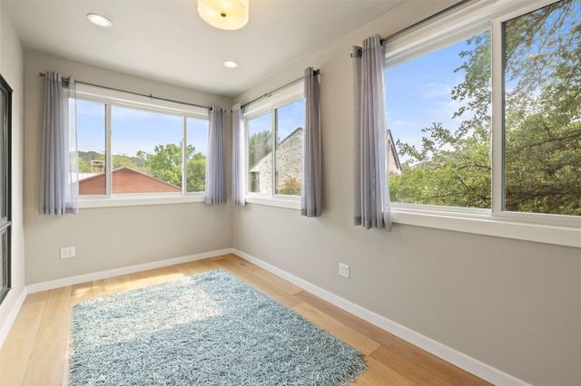 1615 Spyglass DR 4, Austin, TX 78746