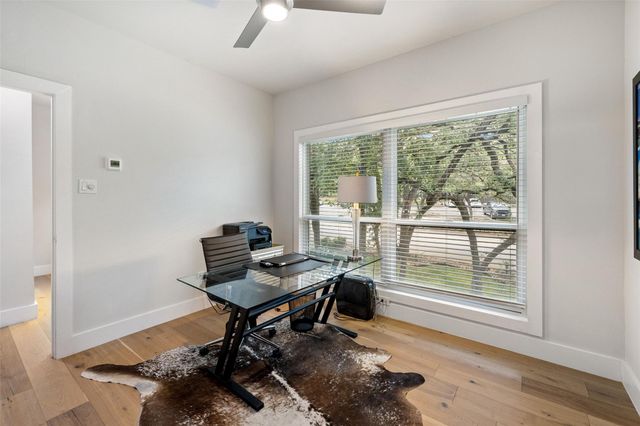 1615 Spyglass DR 4, Austin, TX 78746