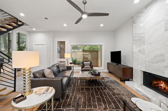 1615 Spyglass DR 4, Austin, TX 78746