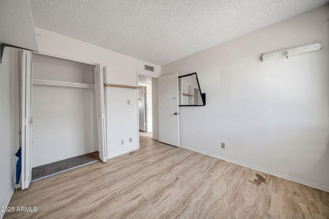 1526 W MURIEL Drive, Phoenix, AZ 85023