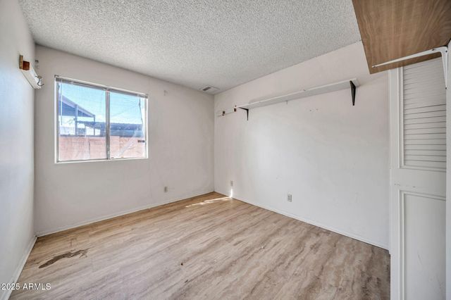 1526 W MURIEL Drive, Phoenix, AZ 85023