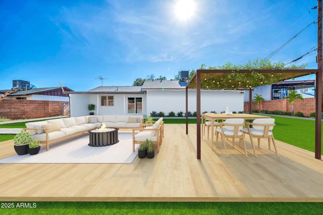 1526 W MURIEL Drive, Phoenix, AZ 85023