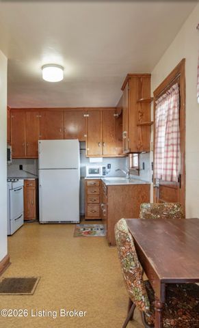 4765 Flaherty Rd, Vine Grove, KY 40175