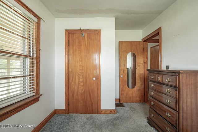 4765 Flaherty Rd, Vine Grove, KY 40175