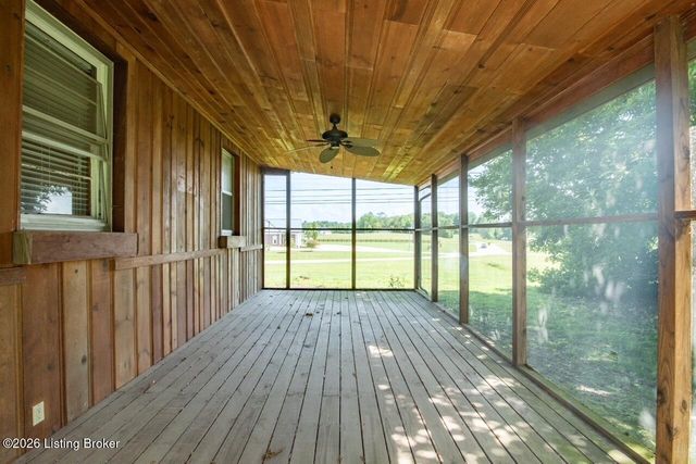 4765 Flaherty Rd, Vine Grove, KY 40175