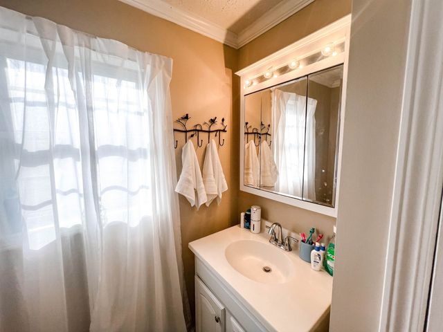 2884 SANDY FLAT RD, Bethel Springs, TN 38315