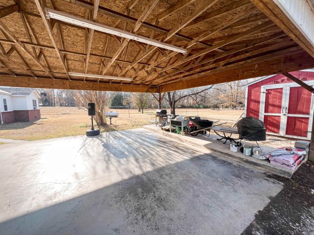 2884 SANDY FLAT RD, Bethel Springs, TN 38315