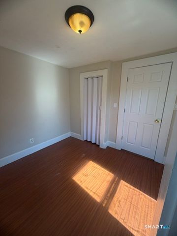171 S Riverside Avenue 2nd Floor, Plymouth, CT 06786