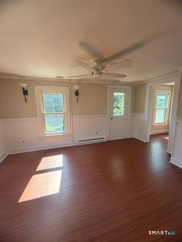 171 S Riverside Avenue 2nd Floor, Plymouth, CT 06786