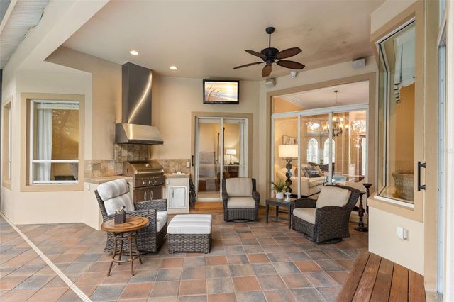 11932 ROYCE WATERFORD CIRCLE, Tampa, FL 33626