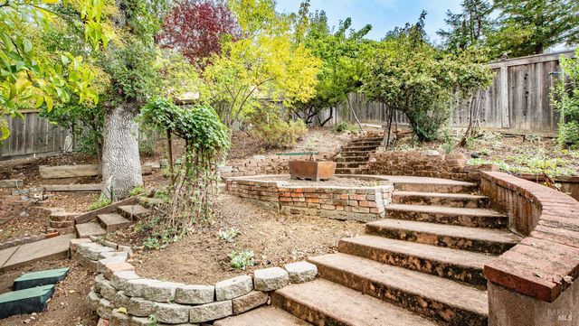 113 Heidi Ln, Cloverdale, CA 95425