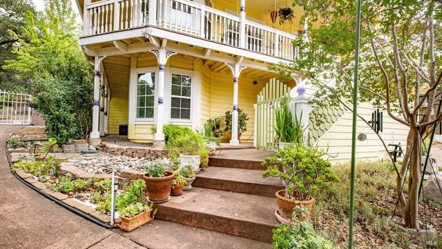 113 Heidi Ln, Cloverdale, CA 95425