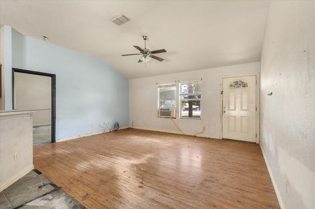 408 Brazos Mountain Drive, Weatherford, TX 76087