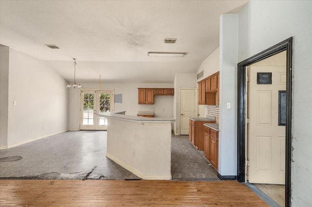 408 Brazos Mountain Drive, Weatherford, TX 76087