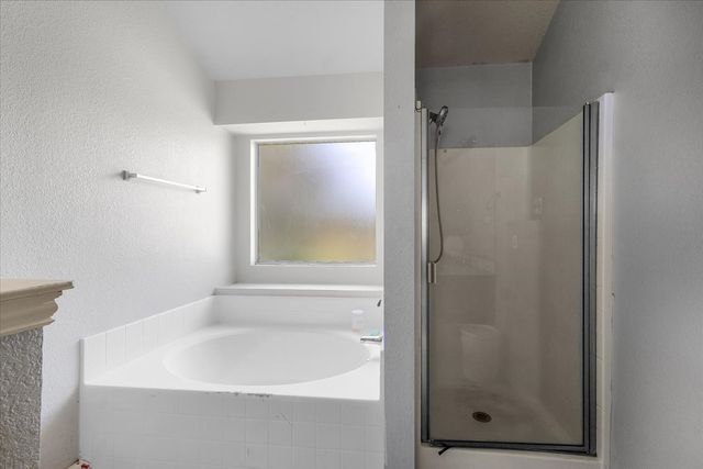 408 Brazos Mountain Drive, Weatherford, TX 76087