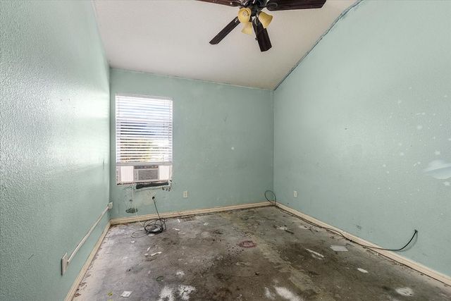 408 Brazos Mountain Drive, Weatherford, TX 76087