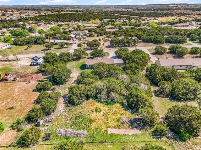 408 Brazos Mountain Drive, Weatherford, TX 76087