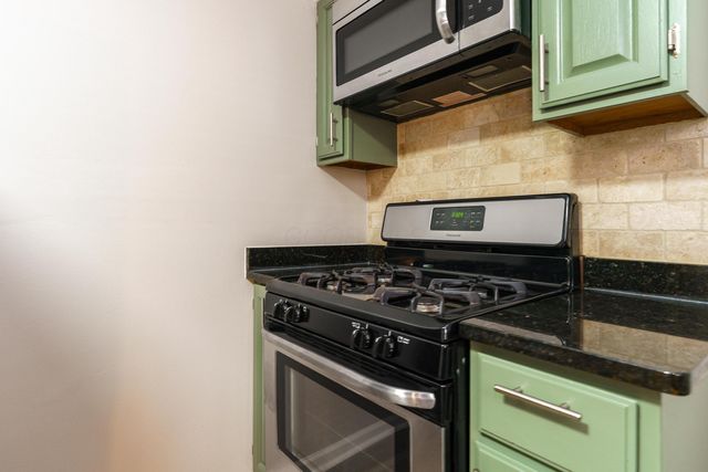 676 Wager Street, Columbus, OH 43206