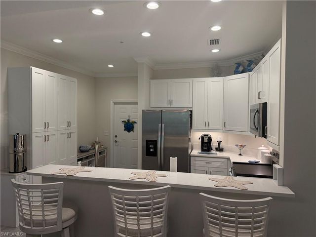1137 Winding Pines CIR 205, Cape Coral, FL 33909