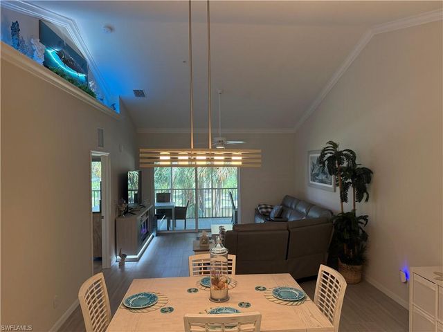 1137 Winding Pines CIR 205, Cape Coral, FL 33909