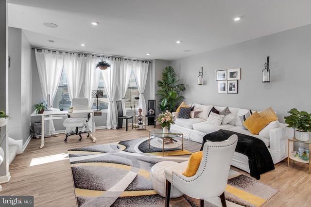 12950 BLUE SKY PL, Woodbridge, VA 22192