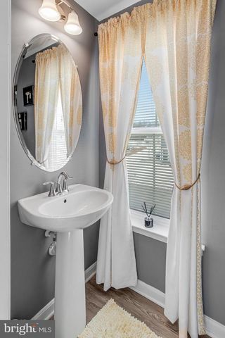 12950 BLUE SKY PL, Woodbridge, VA 22192