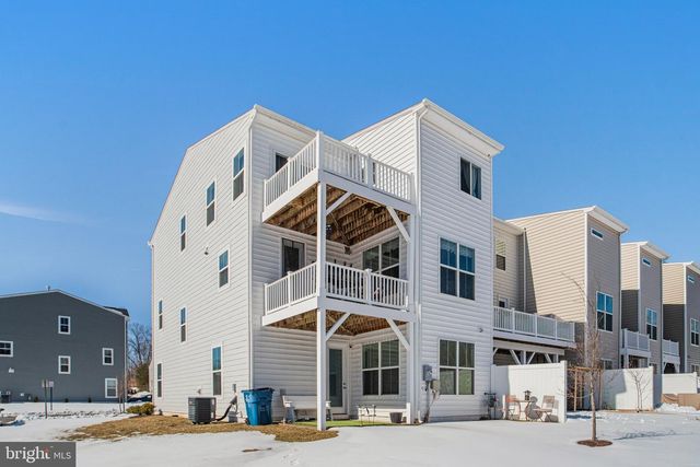 12950 BLUE SKY PL, Woodbridge, VA 22192