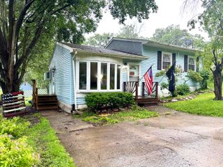 8207 W 127th Avenue, Cedar Lake, IN 46303