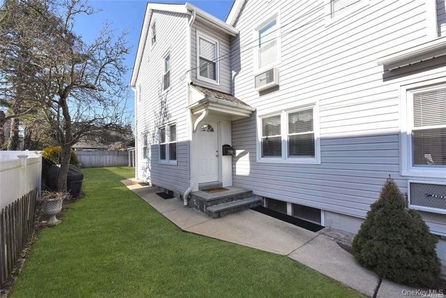 30 N Maryland Avenue B, Port Washington, NY 11050