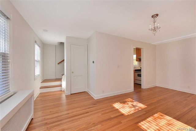 30 N Maryland Avenue B, Port Washington, NY 11050