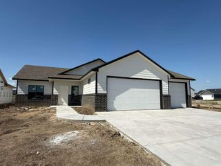 8998 Joshua St., Bel Aire, KS 67226