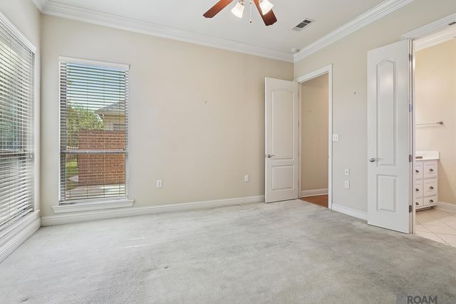 5364 Courtyard Dr, Gonzales, LA 70737