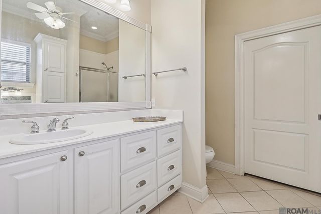 5364 Courtyard Dr, Gonzales, LA 70737