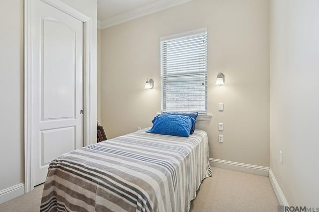 5364 Courtyard Dr, Gonzales, LA 70737