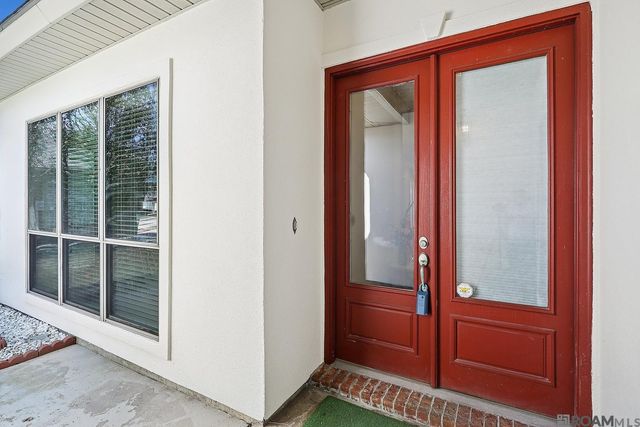 5364 Courtyard Dr, Gonzales, LA 70737