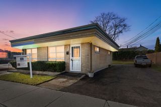 707 15th Street A-B, North Chicago, IL 60064