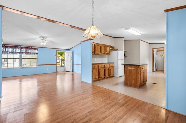 2409 Horne Ave., North Myrtle Beach, SC 29582
