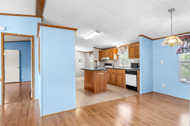 2409 Horne Ave., North Myrtle Beach, SC 29582