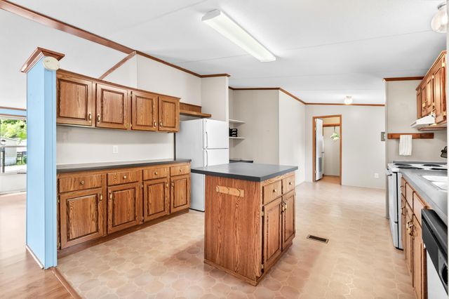 2409 Horne Ave., North Myrtle Beach, SC 29582