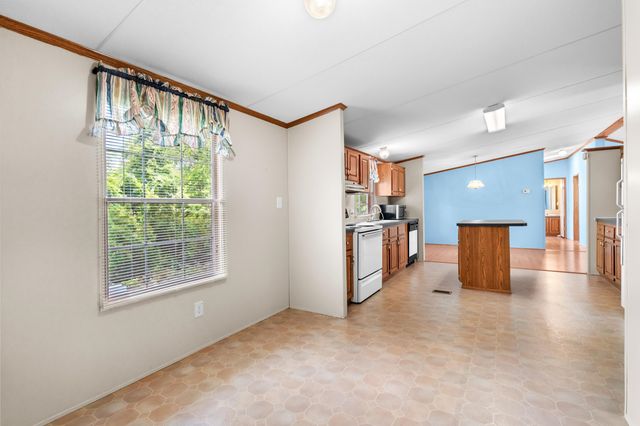 2409 Horne Ave., North Myrtle Beach, SC 29582