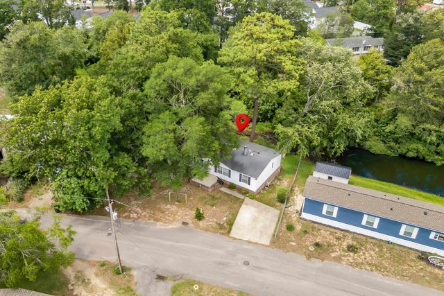 2409 Horne Ave., North Myrtle Beach, SC 29582