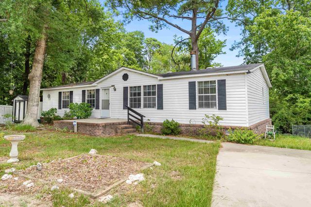 2409 Horne Ave., North Myrtle Beach, SC 29582