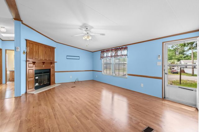 2409 Horne Ave., North Myrtle Beach, SC 29582