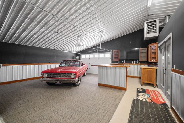 6163 N Meridian Road, Hope, MI 48628