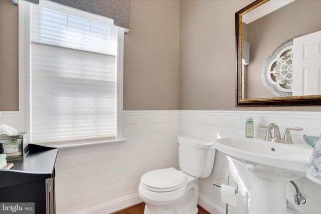 2727 WOODSPRING DR, York, PA 17402