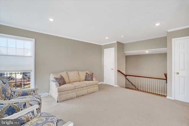 2727 WOODSPRING DR, York, PA 17402