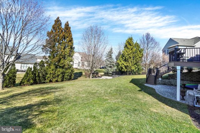 2727 WOODSPRING DR, York, PA 17402