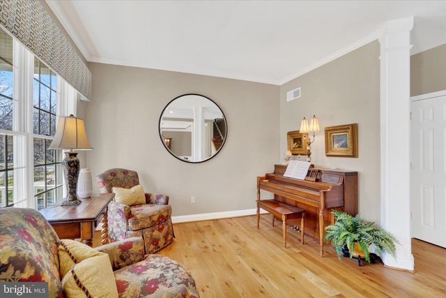 2727 WOODSPRING DR, York, PA 17402