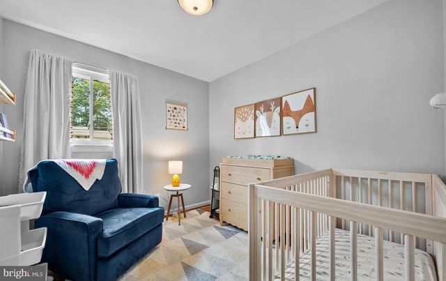 3223 HOLLY HILL DR, Falls Church, VA 22042
