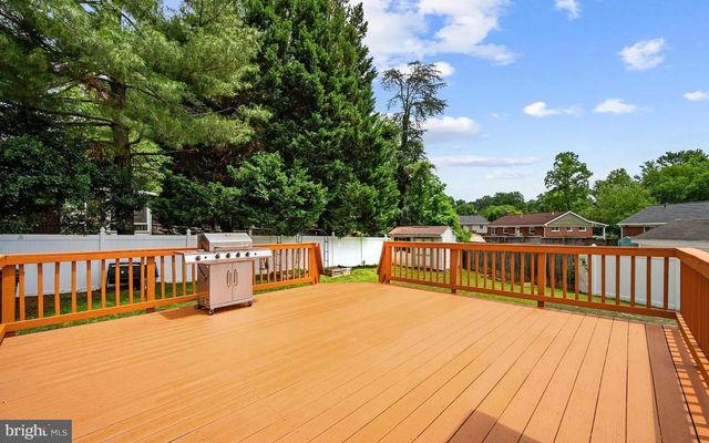 3223 HOLLY HILL DR, Falls Church, VA 22042